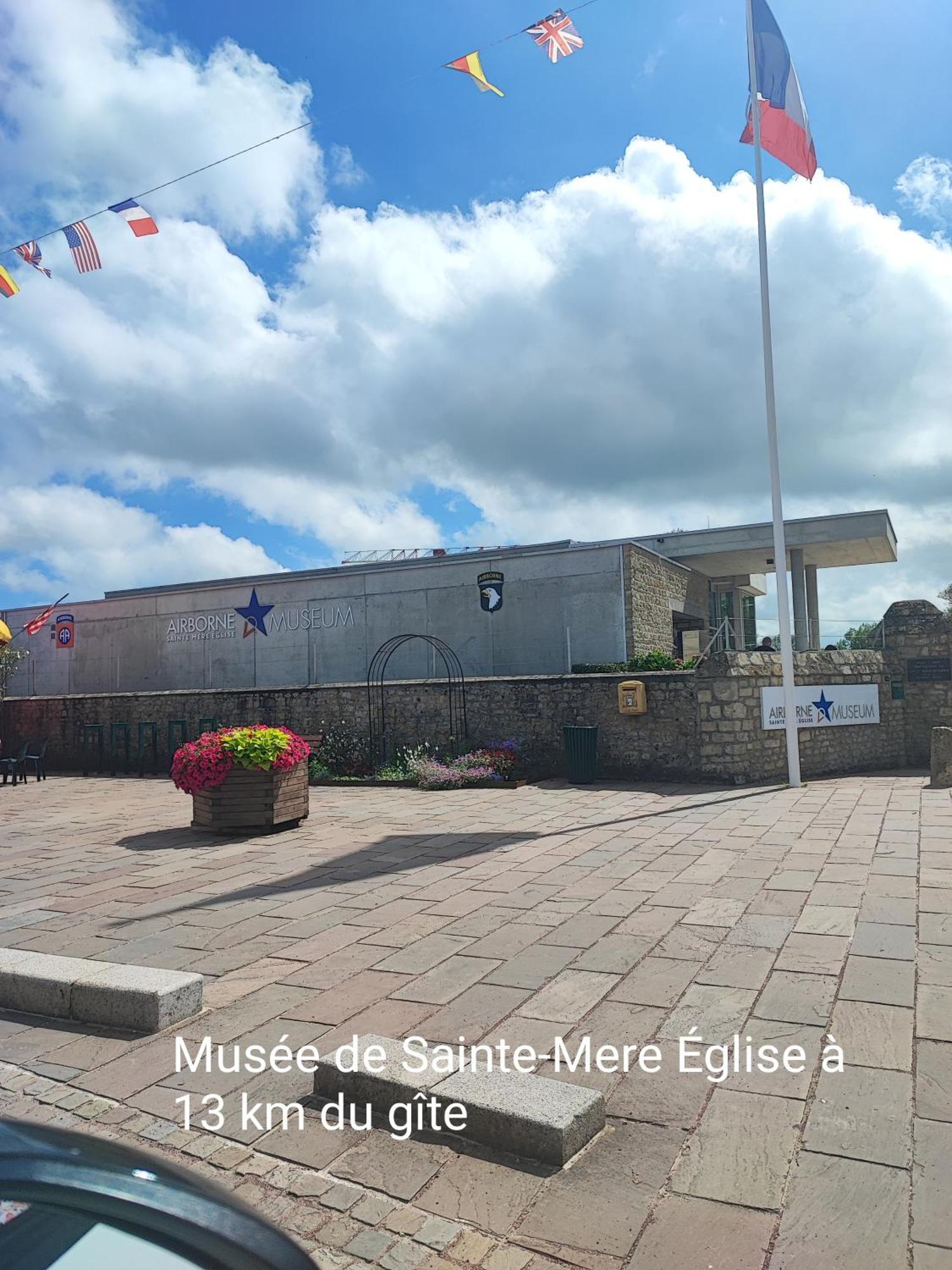 Le Gite De Daisy Saint-Come-du-Mont Extérieur photo